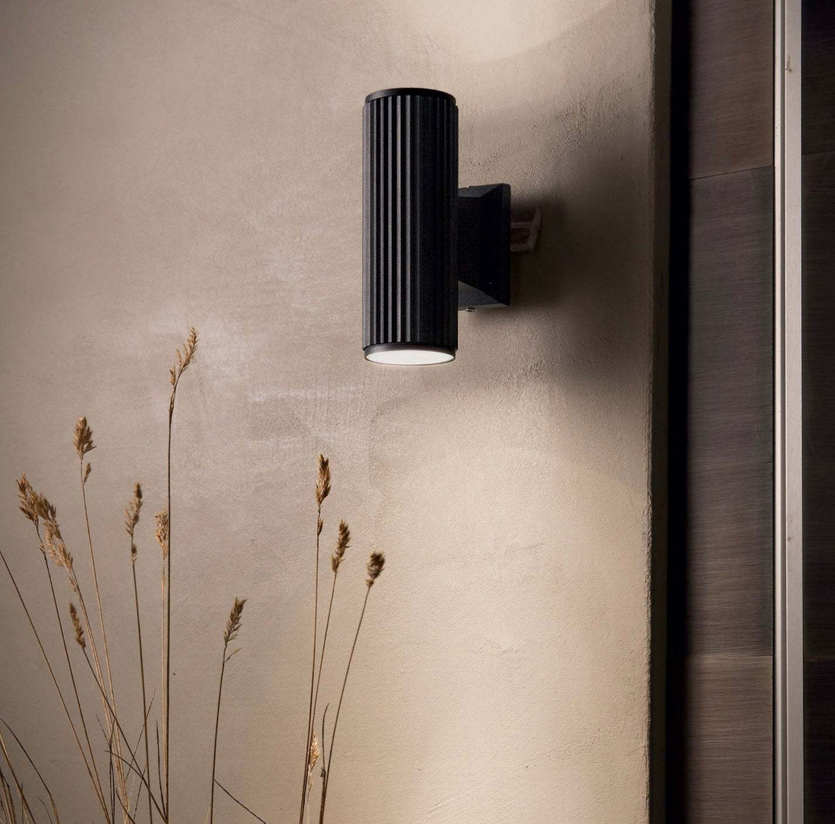 BASE black outdoor wall light /exterior lamp